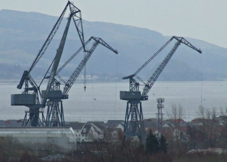 A historoc photo of the cranes at Inchgreen dry dock