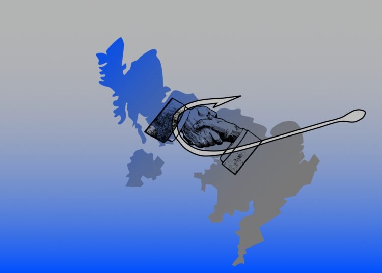 UK map with hands and hook depicting trade deals in an independent Scotland